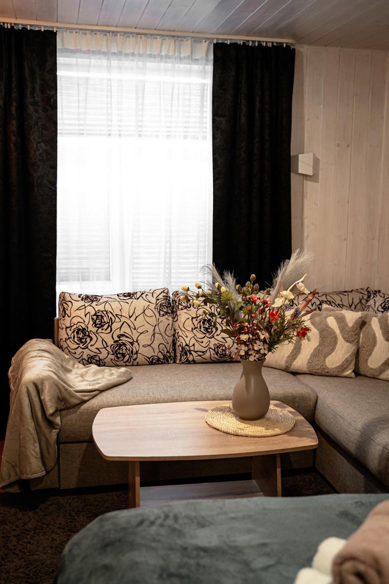 Aare Accommodation Valga Exterior foto